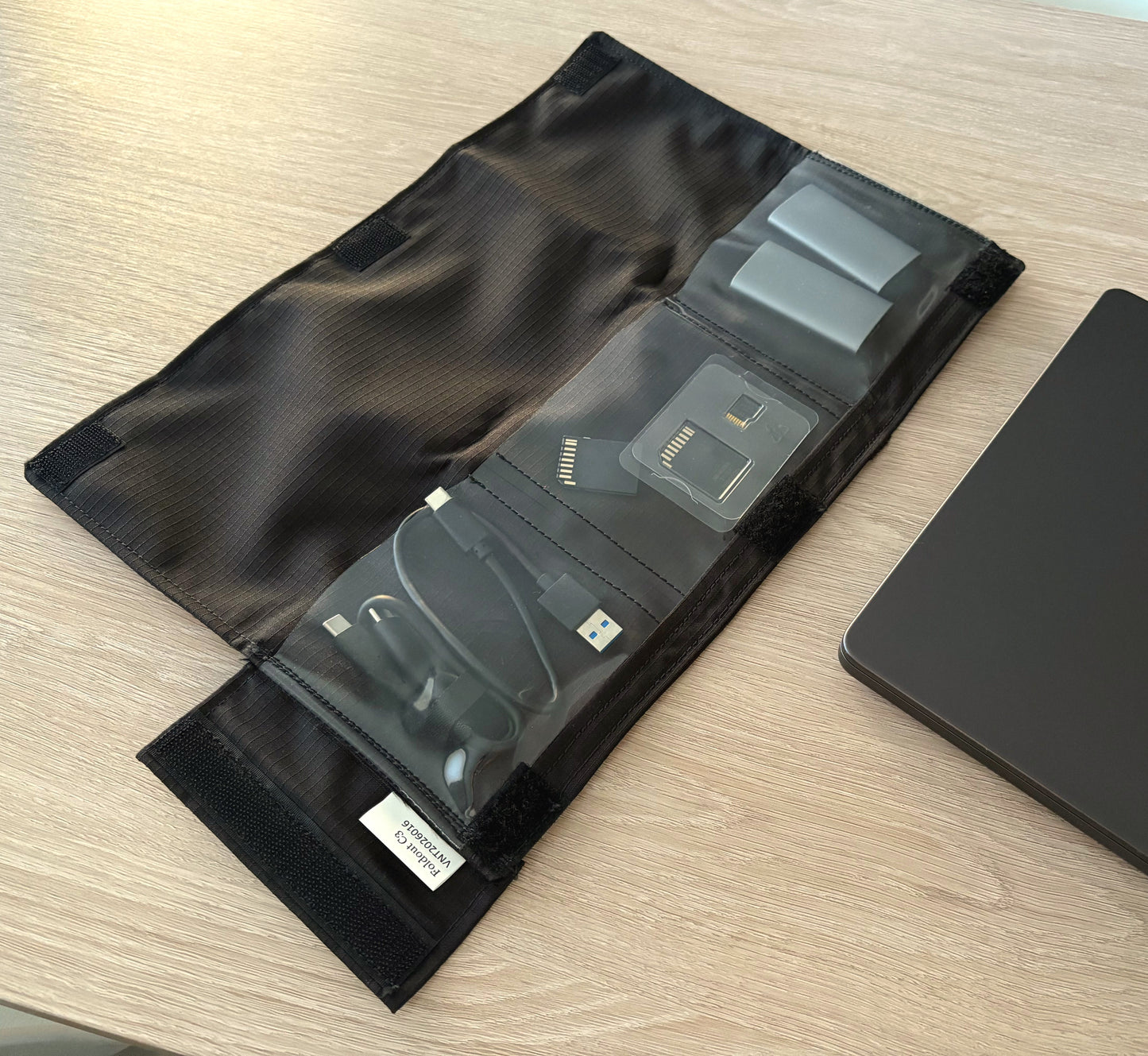 Foldout C3 tasku